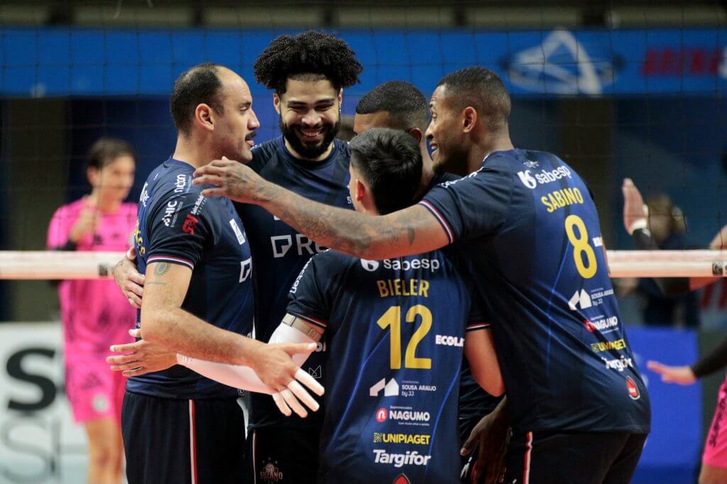 Suzano Vôlei estreia com vitória contra o Saneago Goiás na Superliga 2026/27